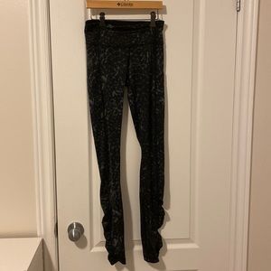Lulu Lemon black and grey leggings. Size 2.